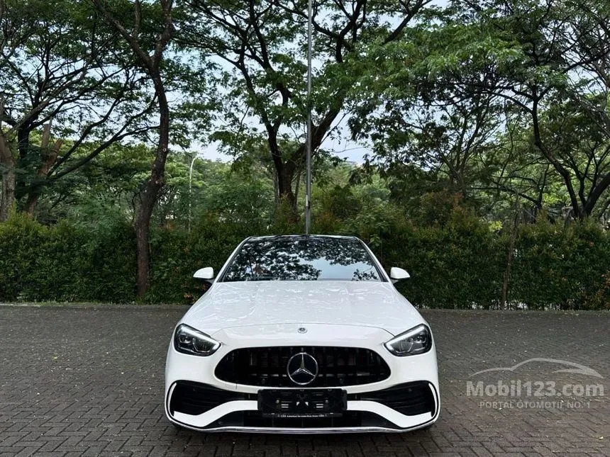 2022 Mercedes-Benz C300 AMG Line Sedan