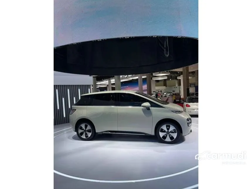 2024 Wuling Cloud EV EV Hatchback