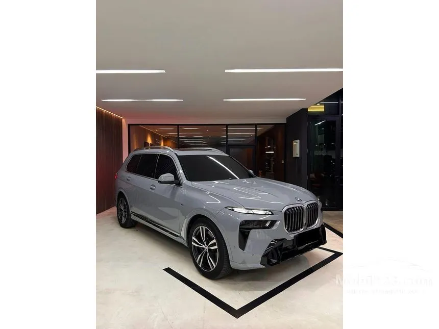 2023 BMW X7 xDrive40i M Sport SUV