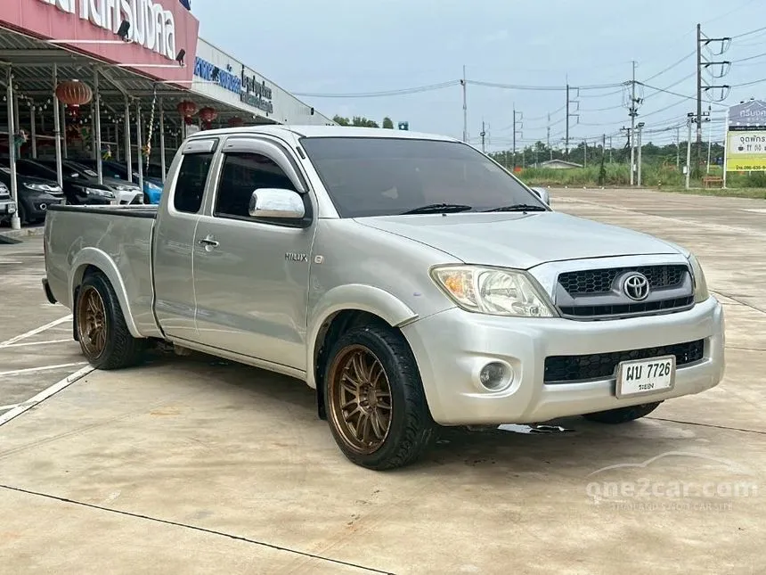 2011 Toyota HILUX VIGO Champ J Smart Cab Pickup