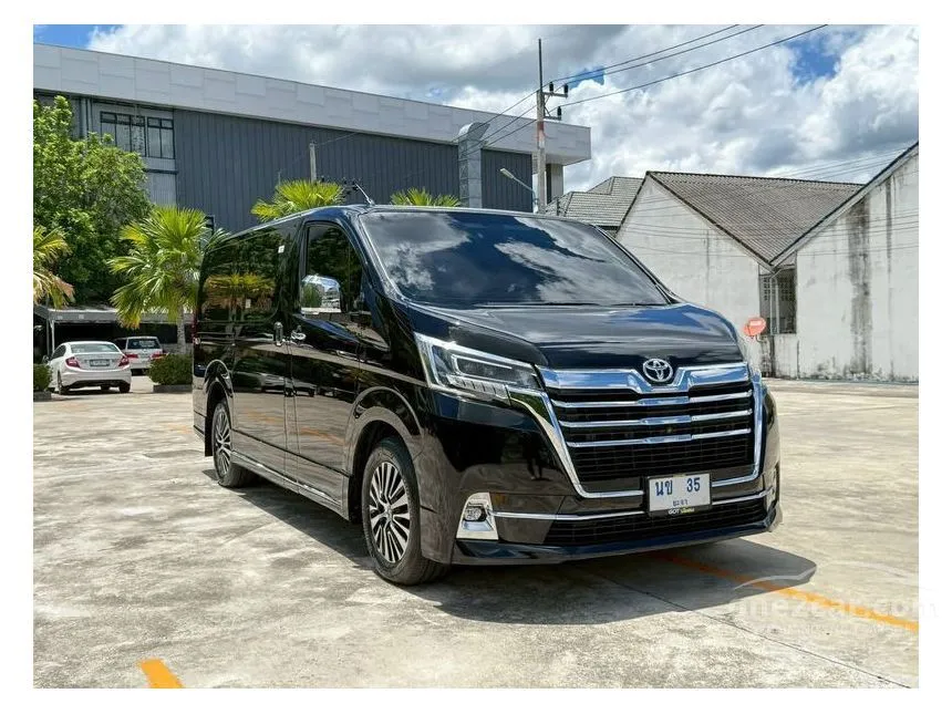 2020 Toyota Majesty Premium Van