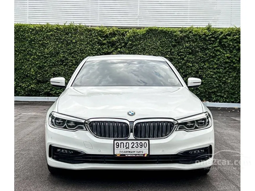 2019 BMW 530e Elite Sedan
