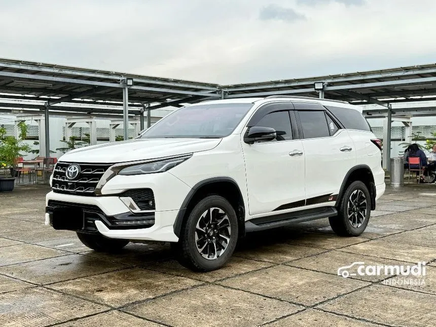 2022 Toyota Fortuner GR Sport 4X2 SUV