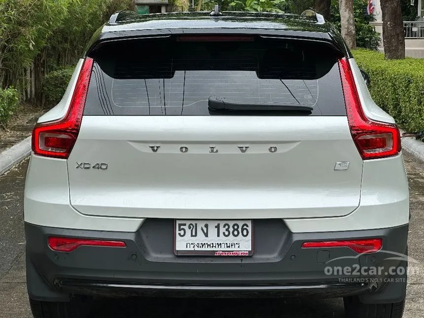 2023 Volvo XC40 Recharge Pure Electric SUV