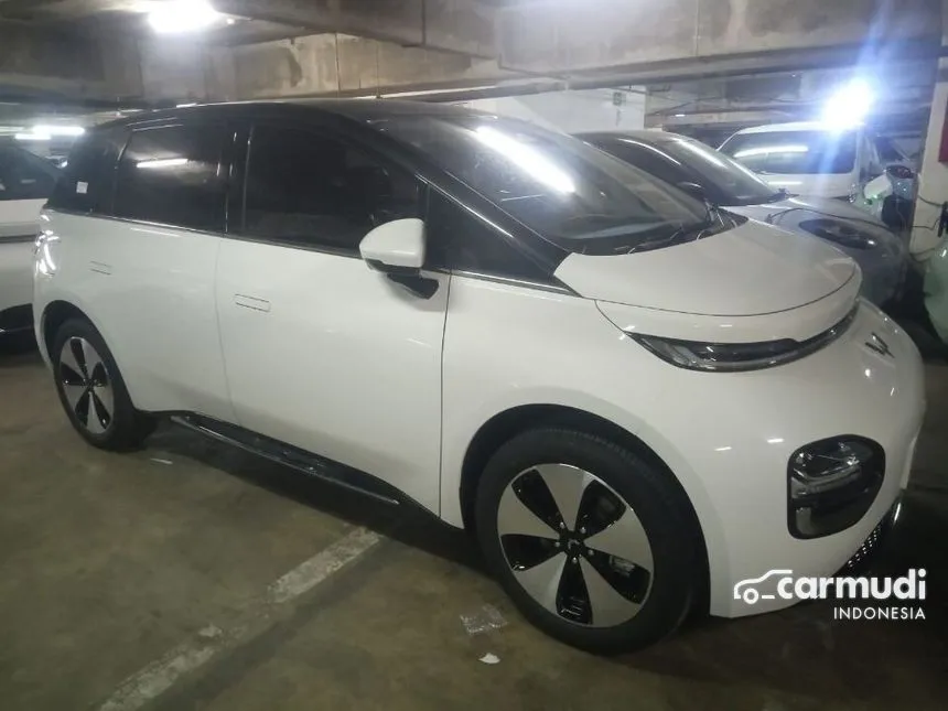 2024 Wuling Cloud EV EV Hatchback