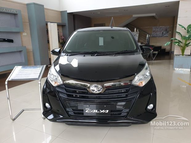 Toyota Calya  Mobil  Bekas  Baru  dijual  di Bogor  Jawa barat 