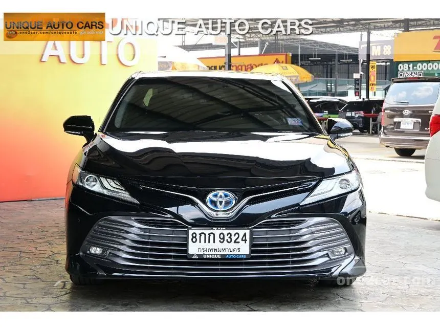 2019 Toyota CAMRY Hybrid Sedan