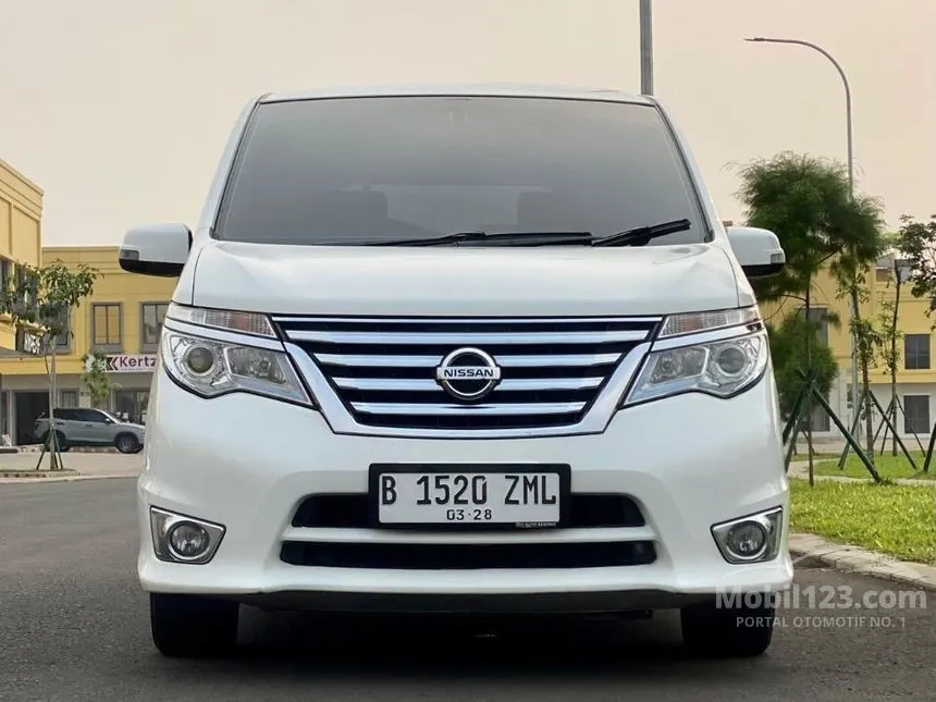 Jual Mobil Nissan Serena 2015 Highway Star 2.0 di Banten Automatic MPV Putih Rp 161.000.000