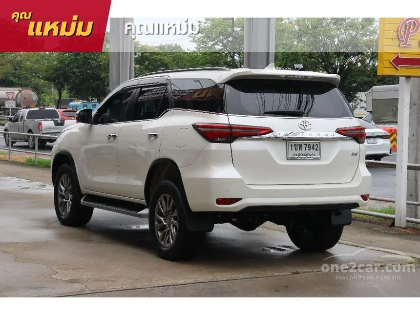 2020 Toyota FORTUNER V SUV