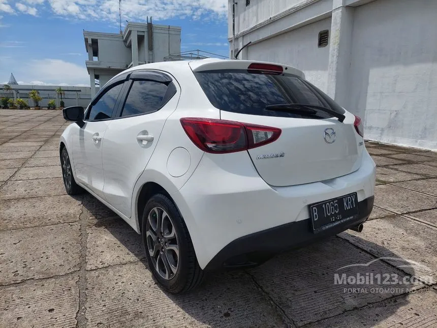2015 Mazda 2 GT Hatchback