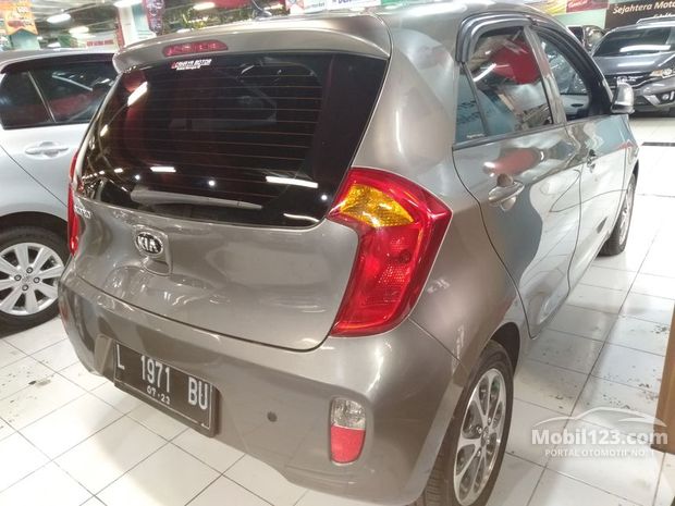 KIA Mobil Bekas Baru dijual di Surabaya Jawa-timur 