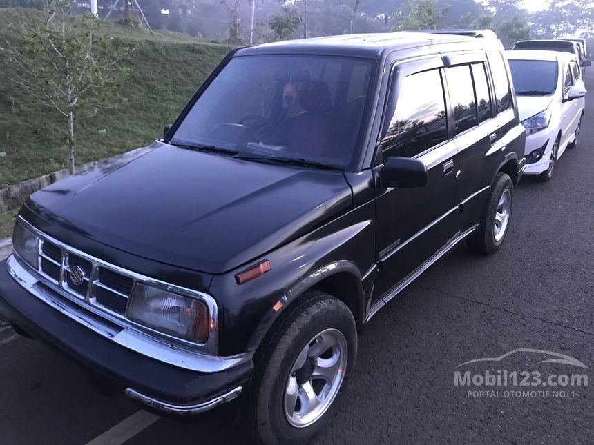 Suzuki escudo 1998