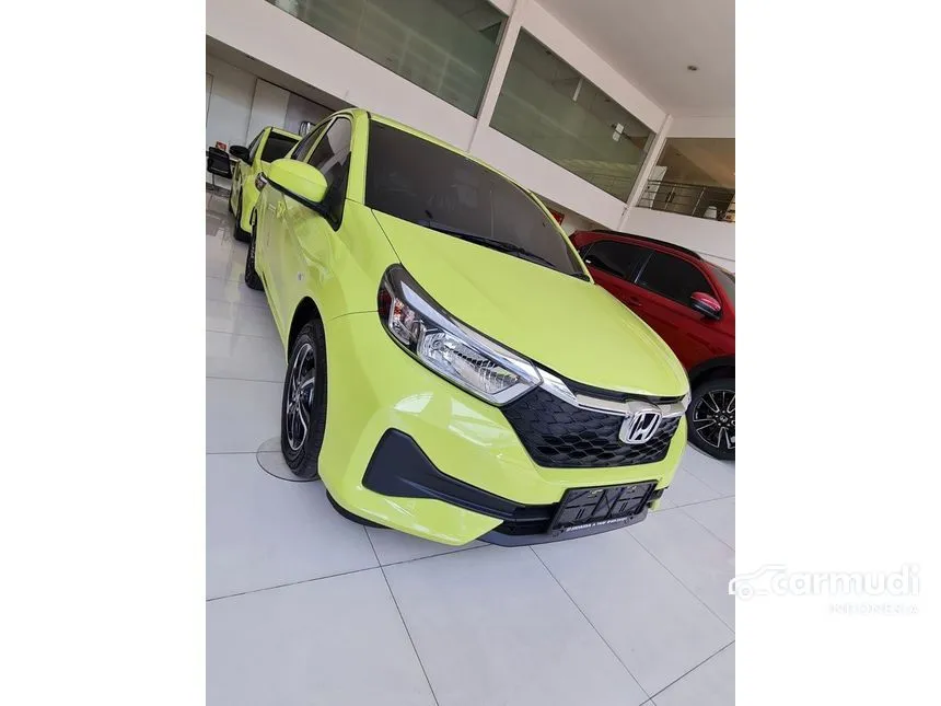 Jual Mobil Honda Brio 2023 E Satya 1.2 di Jawa Barat Automatic Hatchback Kuning Rp 140.900.000