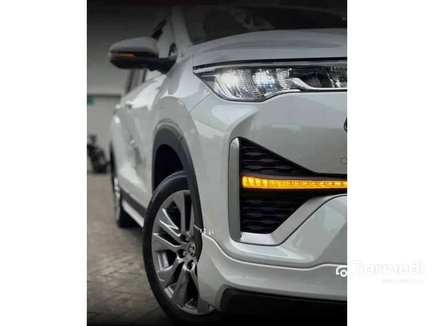 2026 Toyota Kijang Innova Zenix Q HV TSS ( Premium Color) MPV