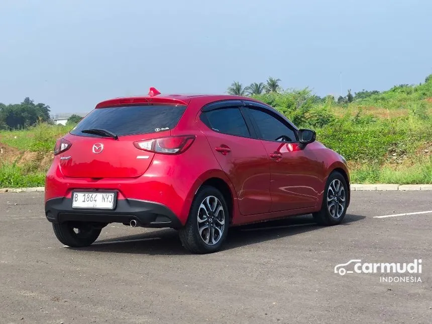 2015 Mazda 2 R Hatchback