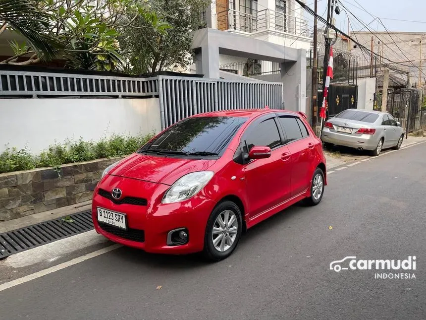 2013 Toyota Yaris E