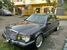 1992 Mercedes-Benz 230E 2.3 W124 Sedan