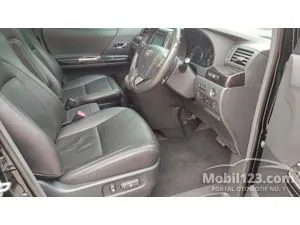 2014 Toyota Vellfire 2.4 Z MPV