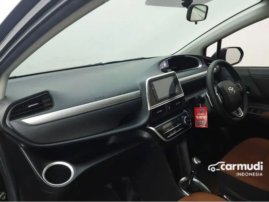 2016 Toyota Sienta Q MPV