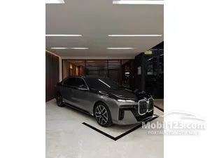 2024 BMW 735i 3.0 M Sport Sedan