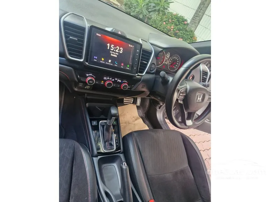 2022 Honda City RS Sedan