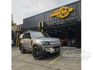 2022 Land Rover Defender 2.0 90 P300 Explorer Package SUV