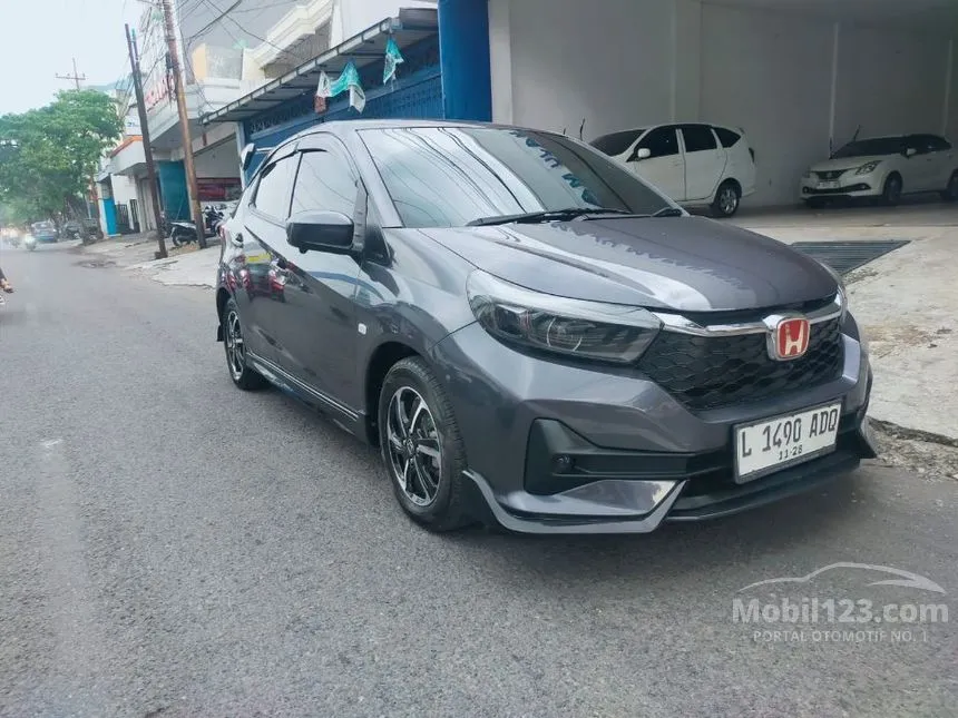Jual Mobil Honda Brio 2023 Satya E 1.2 di Jawa Timur Automatic Hatchback Abu