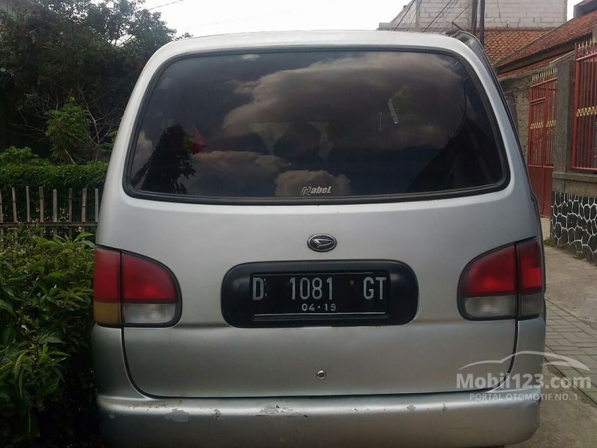 Jual Mobil  Daihatsu Zebra  2004 ZL 1 3 di Jawa  Barat  Manual 