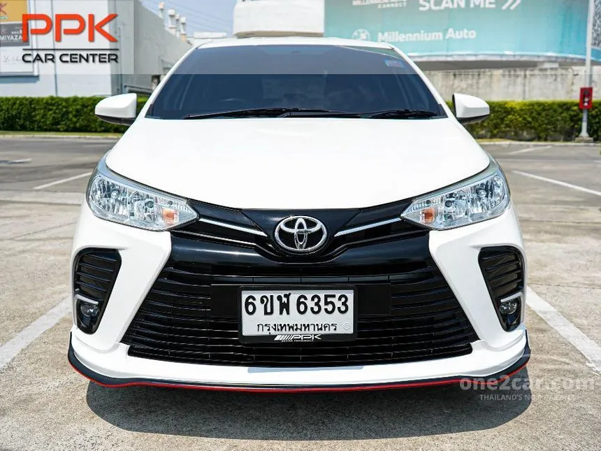 2022 Toyota Yaris Ativ Entry Sedan