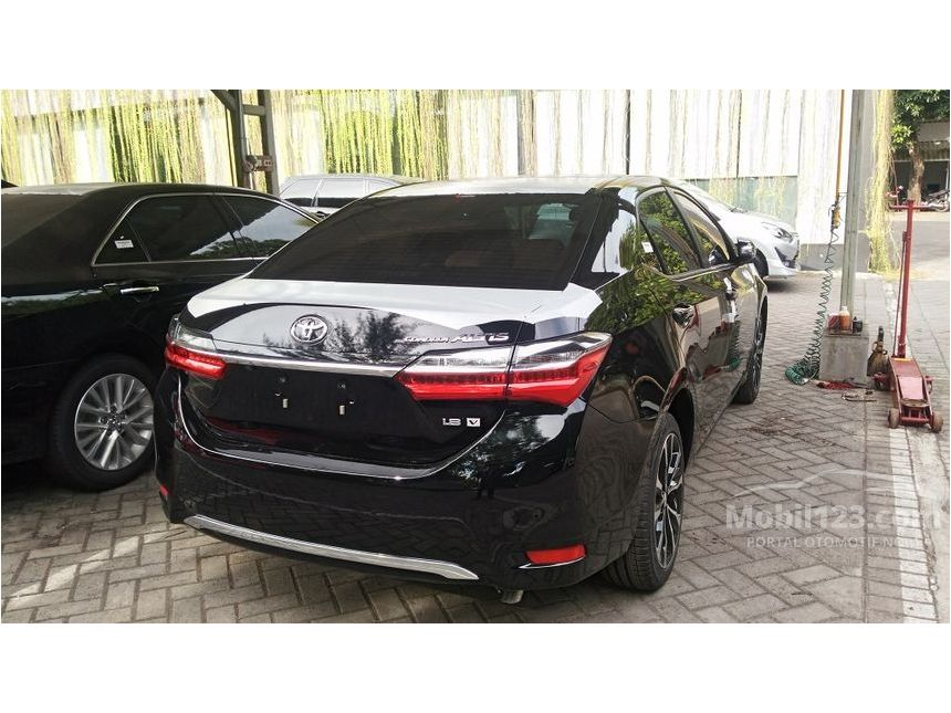 Jual Mobil  Toyota Corolla Altis  2019 V 1 8 di Jawa Timur 