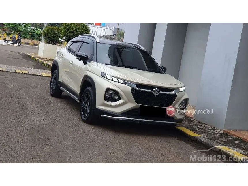 2025 Suzuki Fronx SGX Hybrid (2 Tone) SUV
