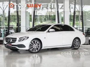 2020 Mercedes-Benz E300 2.0 e Avantgarde Sedan