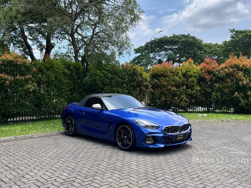 Jual Mobil BMW Z4 2023 M40i 3.0 di Banten Automatic Convertible Biru Rp 1.499.000.000