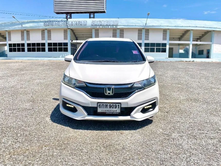 2017 Honda JAZZ V Hatchback