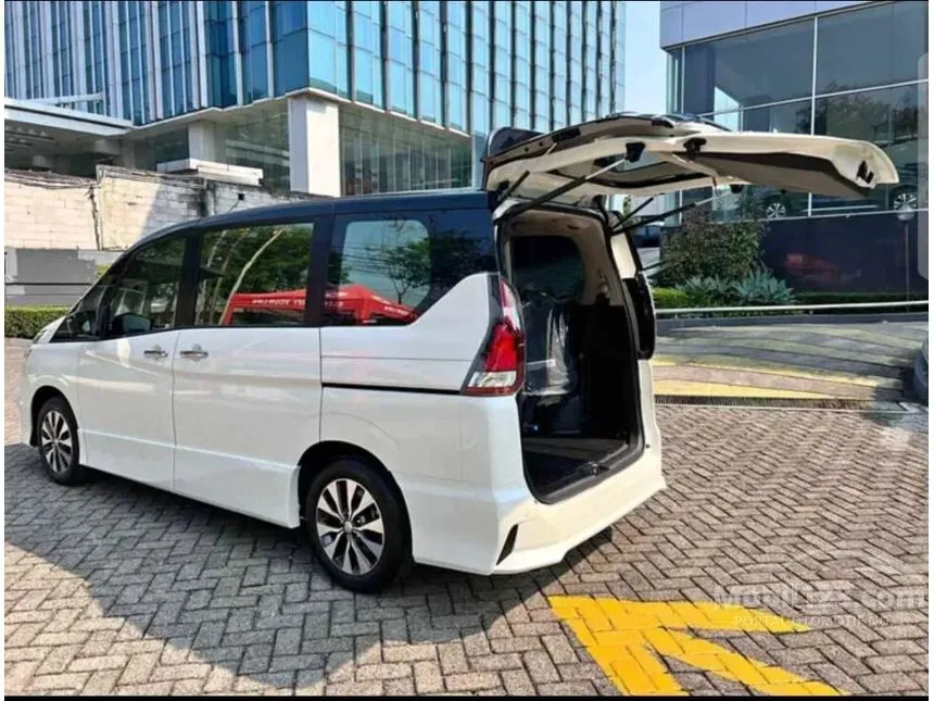Jual Mobil Nissan Serena 2023 Highway Star 2.0 di Banten Automatic MPV Putih Rp 518.000.000