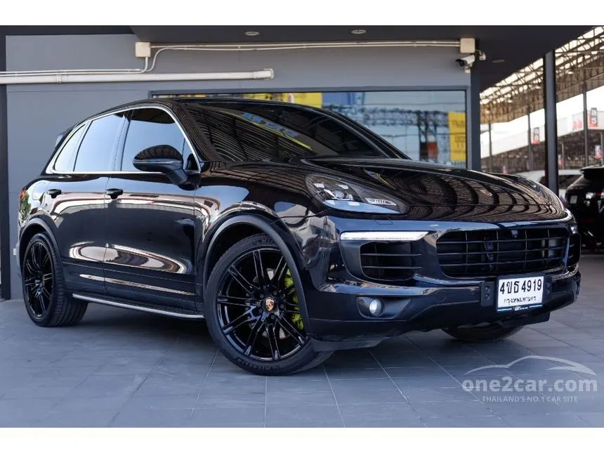2016 Porsche CAYENNE S E-Hybrid SUV