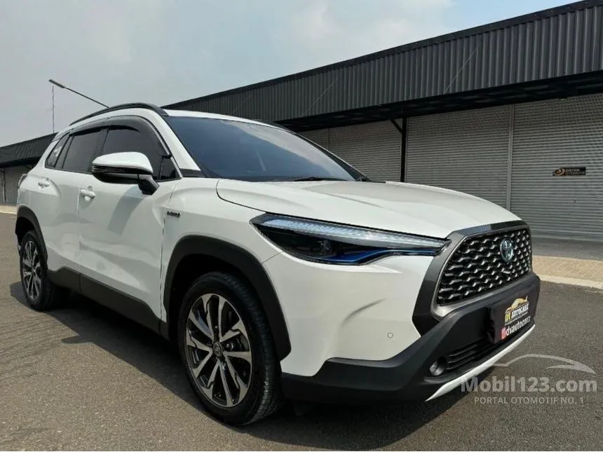 Jual Mobil Toyota Corolla Cross 2023 Hybrid 1.8 di DKI Jakarta Automatic Wagon Putih Rp 428.000.000