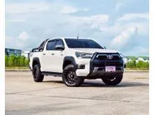 2023 Toyota HILUX REVO 2.4 Double Cab Prerunner Mid Pickup