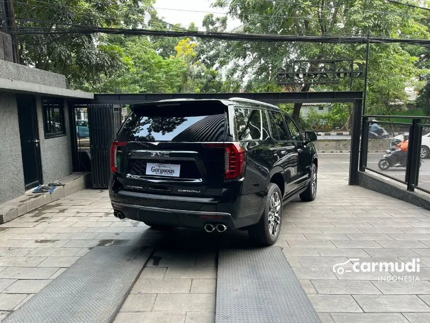 2023 GMC Yukon Denali Wagon