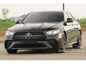 2022 Mercedes-Benz E300 2.0 AMG Line Sedan