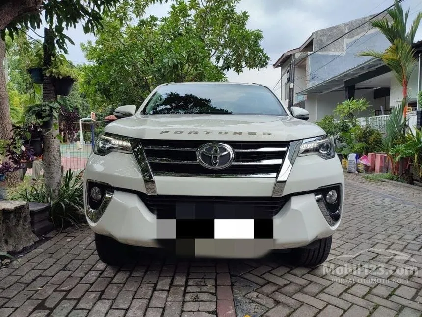Jual Mobil Toyota Fortuner 2017 VRZ 2.4 di Jawa Timur Automatic SUV Putih Rp 394.000.001