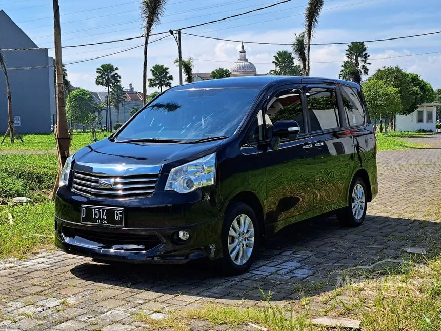 Jual Mobil Toyota NAV1 2015 V Limited 2.0 di Jawa Barat Automatic MPV Hitam Rp 229.000.000