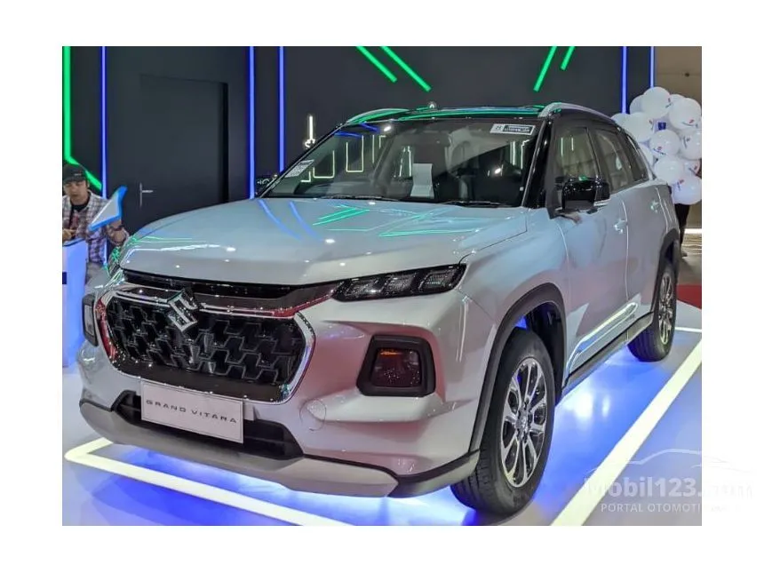 Jual Mobil Suzuki Grand Vitara 2024 MHEV GX Two Tone 1.5 di DKI Jakarta Automatic SUV Silver Rp 381.100.000