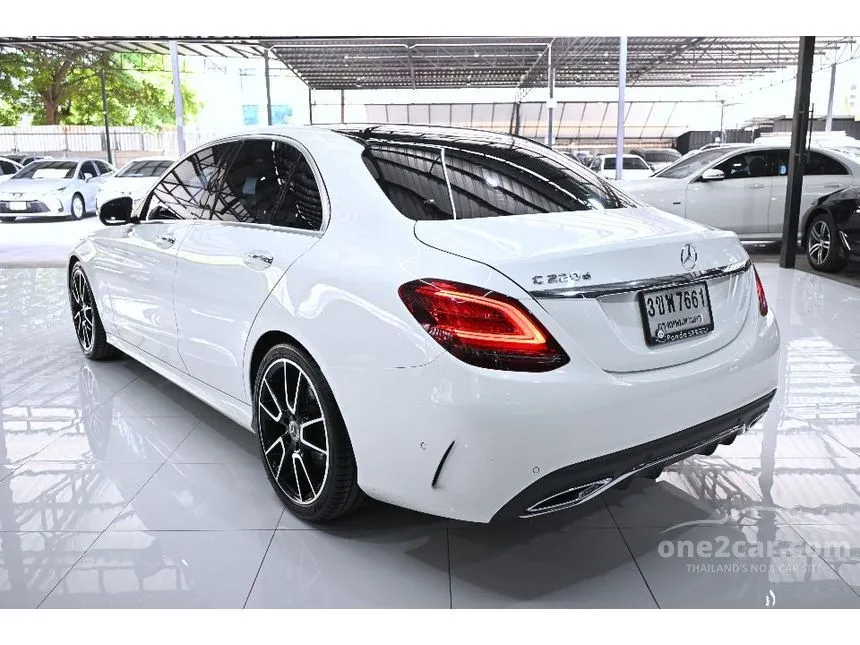 2022 Mercedes-Benz C220 d AMG Dynamic Sedan