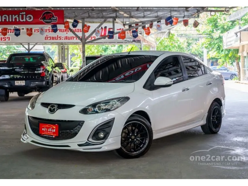 2014 Mazda 2 Elegance Spirit Sedan