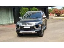 2022 Mitsubishi Pajero Sport 2.4 Exceed SUV hitam diesel km 15 ribuan