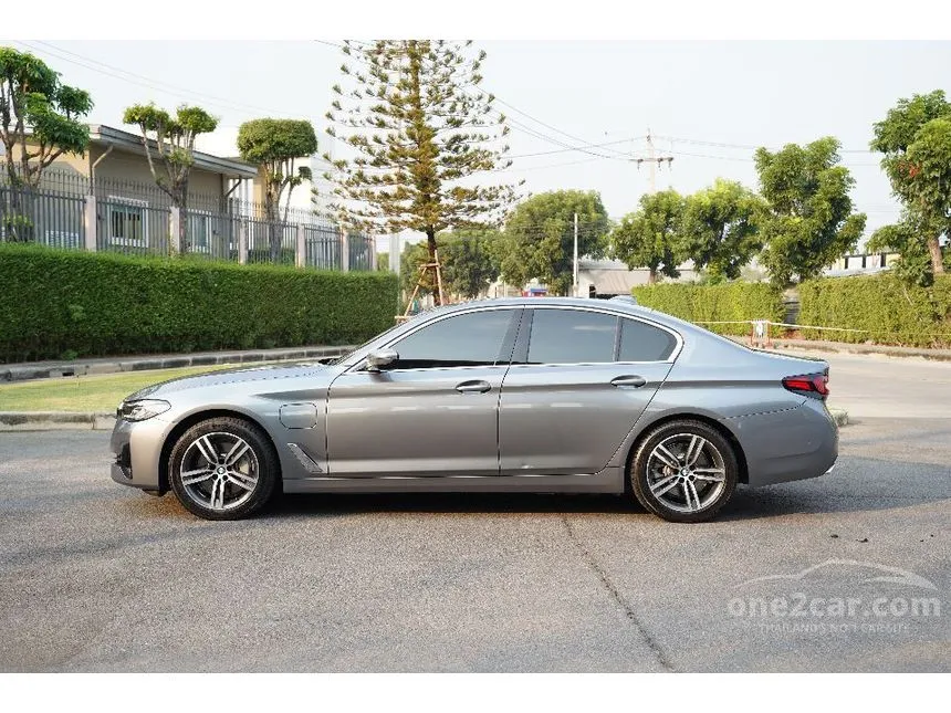 2021 BMW 530e Elite Sedan