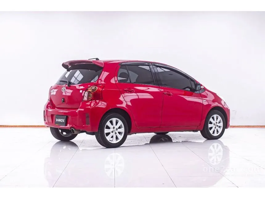 2012 Toyota YARIS E Hatchback