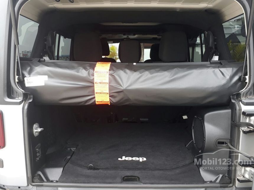 Jual Mobil Jeep Wrangler 2014 Sport CRD Unlimited 2 8 di Jual Mobil Jeep Wrangler 2014 Sport CRD Unlimited 2 8 di