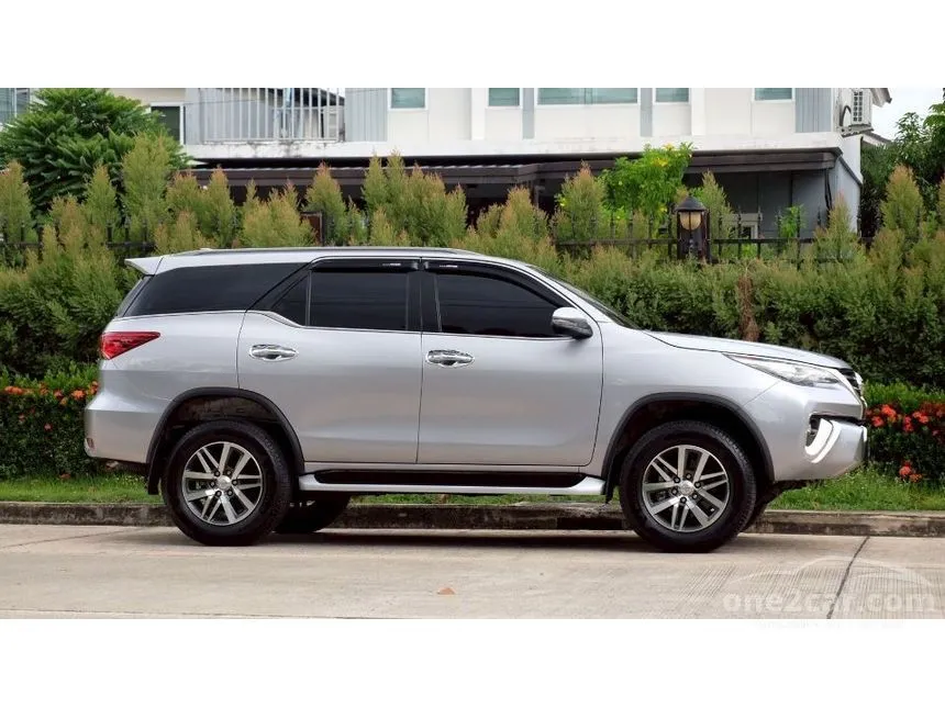 2020 Toyota FORTUNER V SUV